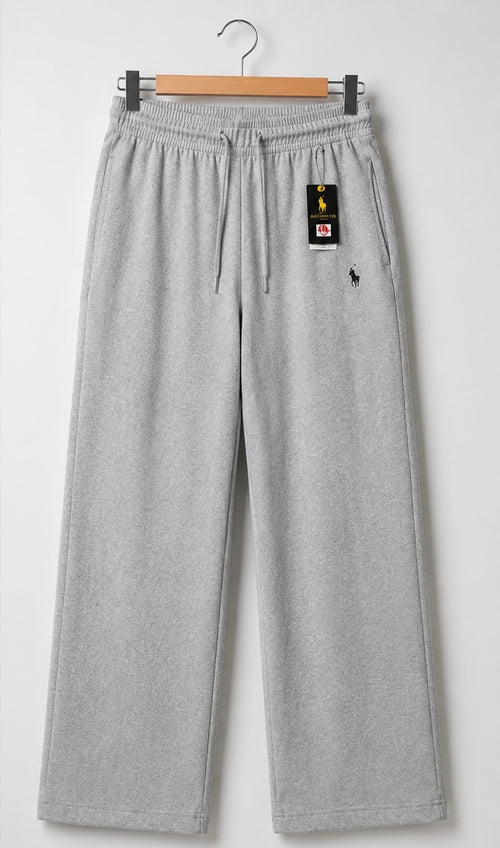 Black Oversized Tee × Grey Baggy Track Pants Combo